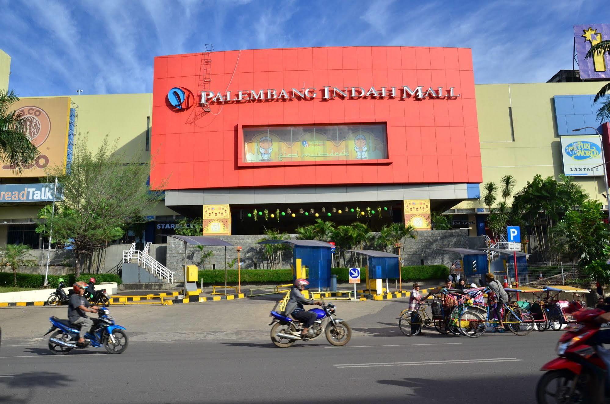 Emilia Hotel By Amazing - Palembang Exterior foto
